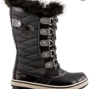 Sorel Black Winter Boots with Fur Trim